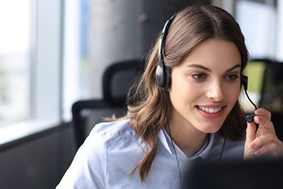 Équipe de standardistes au travail